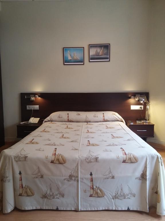 Hotel Nautico Vigo Bagian luar foto