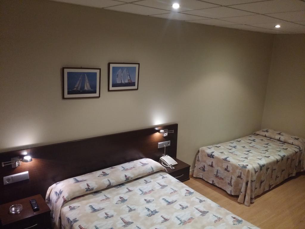 Hotel Nautico Vigo Bagian luar foto
