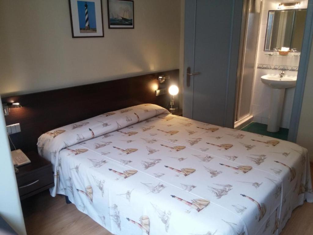 Hotel Nautico Vigo Bagian luar foto