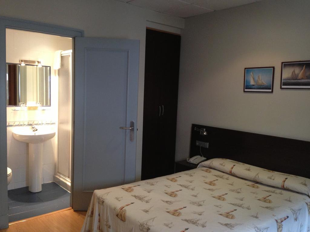 Hotel Nautico Vigo Bagian luar foto